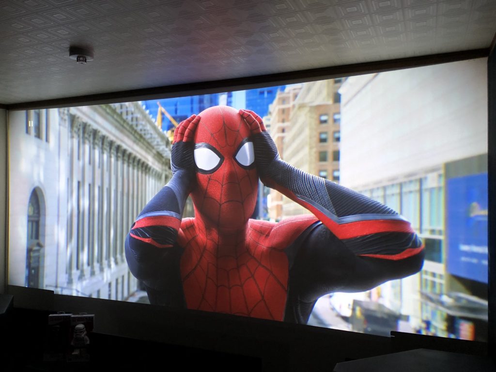 スパイダーマン ファー フロム ホーム 原題 Spider Man Far From Home ホームシアターと映画で 家キネマ